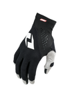 V -197 Glove - Chillz Black