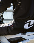 X -197 Pant - Uno Black