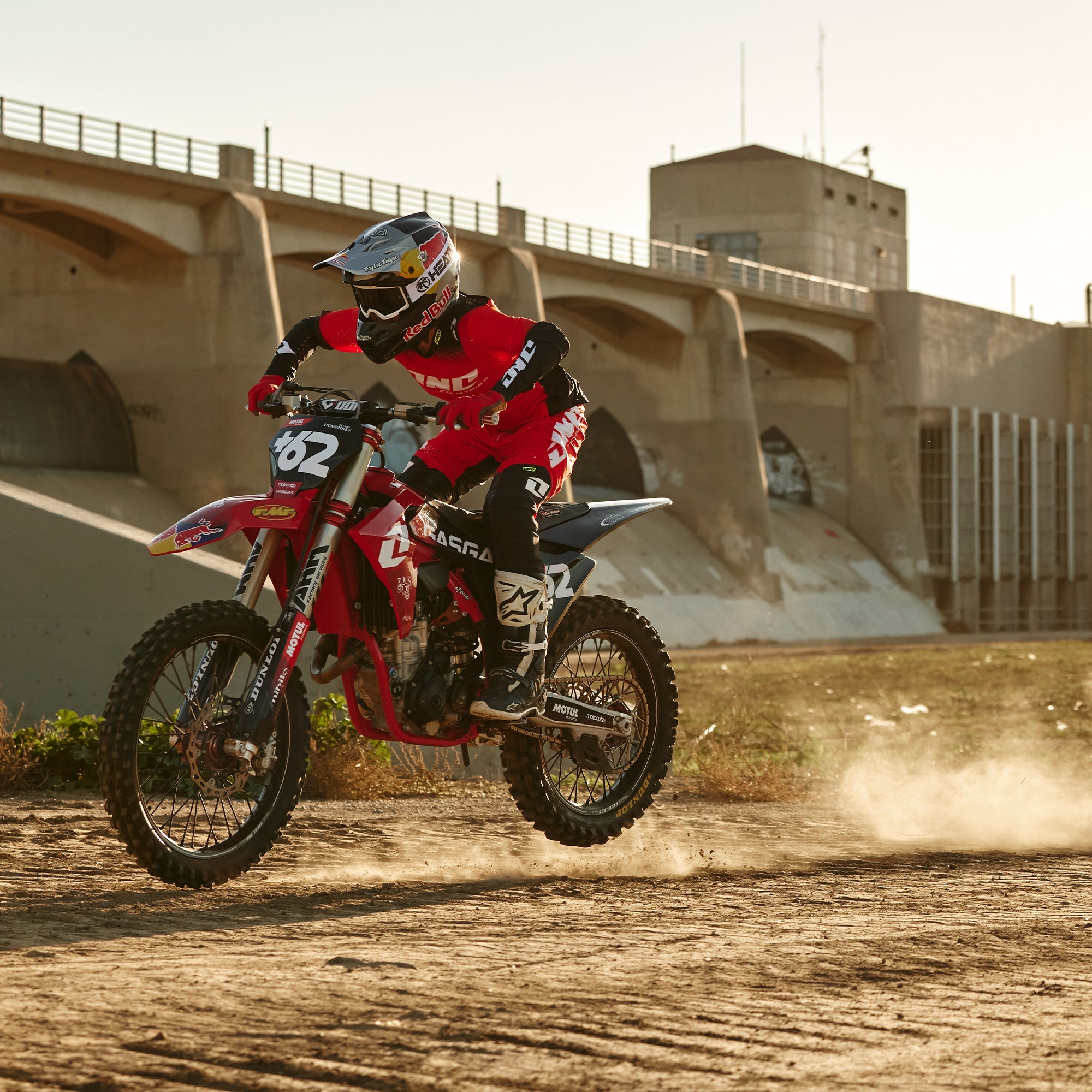 X -197 Pant - Scorch Red